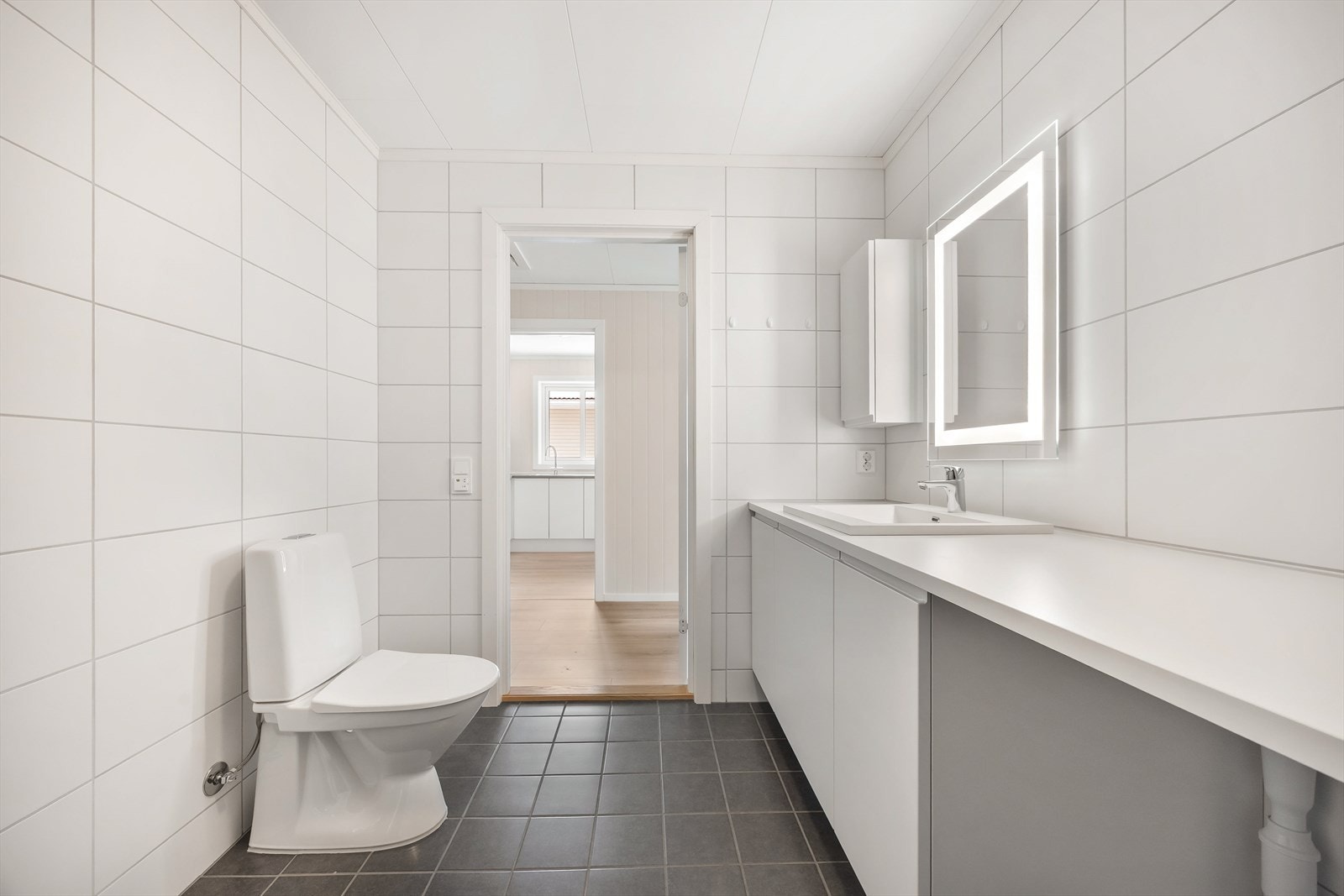 Her er det elektriske varmekabler i gulvet for ekstra komfort. Galleribilde