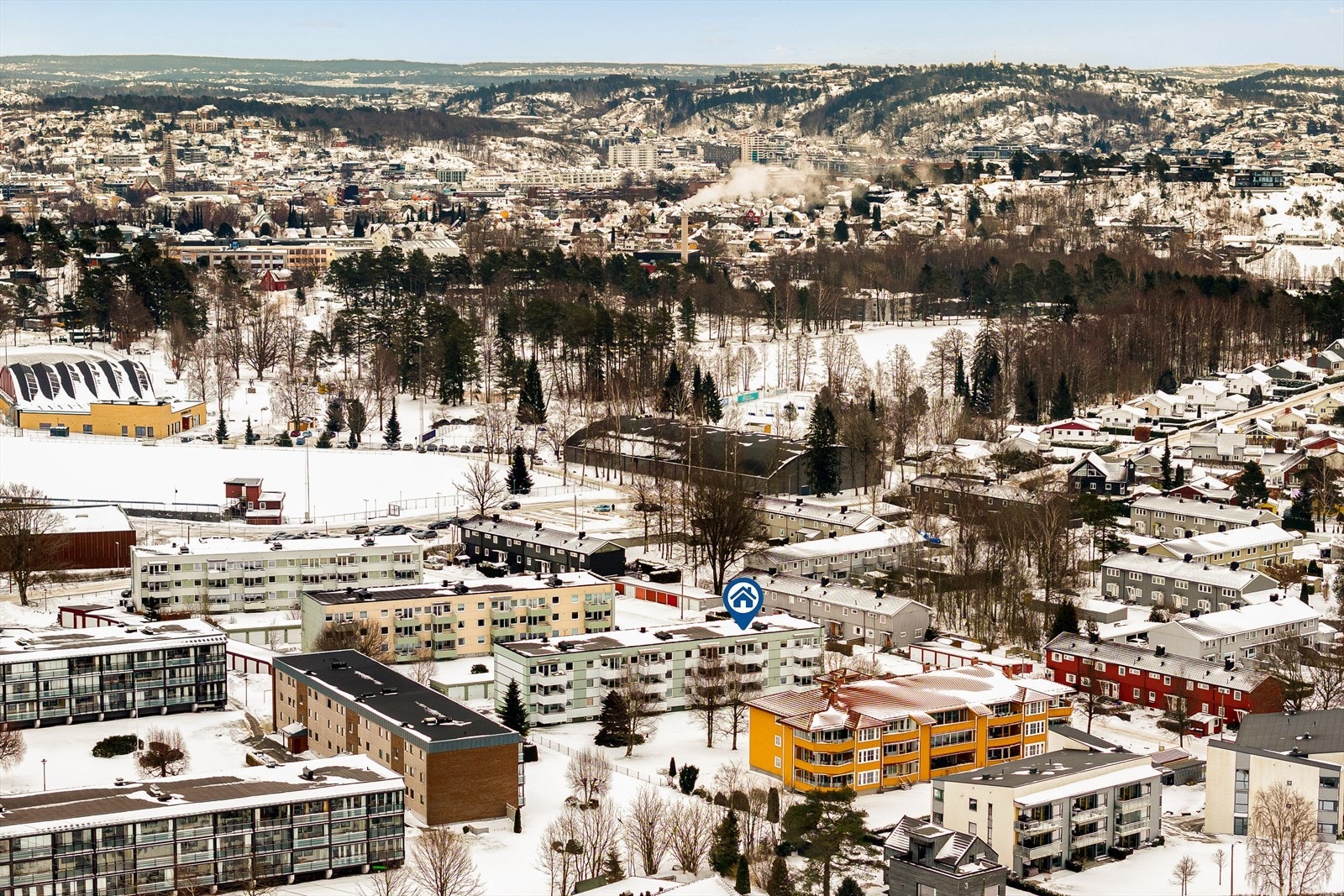 For fotballentusiaster ligger Sandefjord Fotballs nye arena, Komplett.no Arena, kun et steinkast unna. Galleribilde