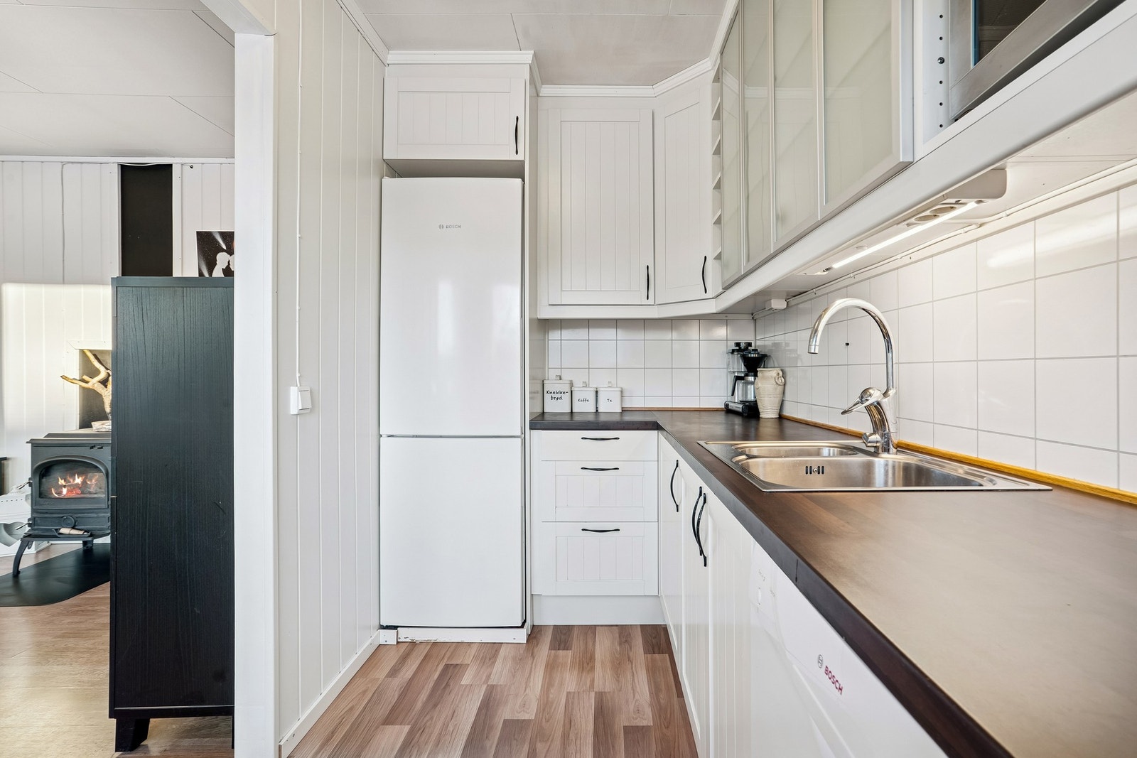 Kjøkkeninnredningen er fra 2013 i følge eier Galleribilde