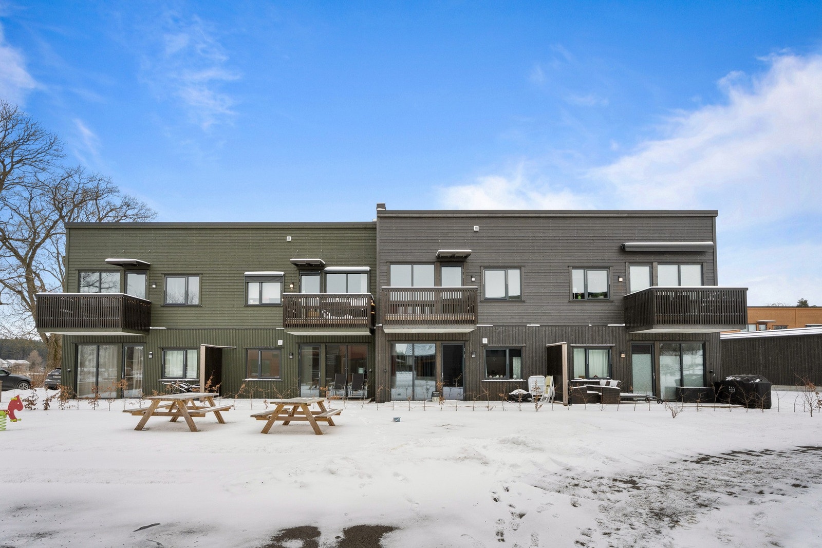 Leiligheten er beliggende i et rolig og barnevennlig boområde på Borgenhaugen Galleribilde