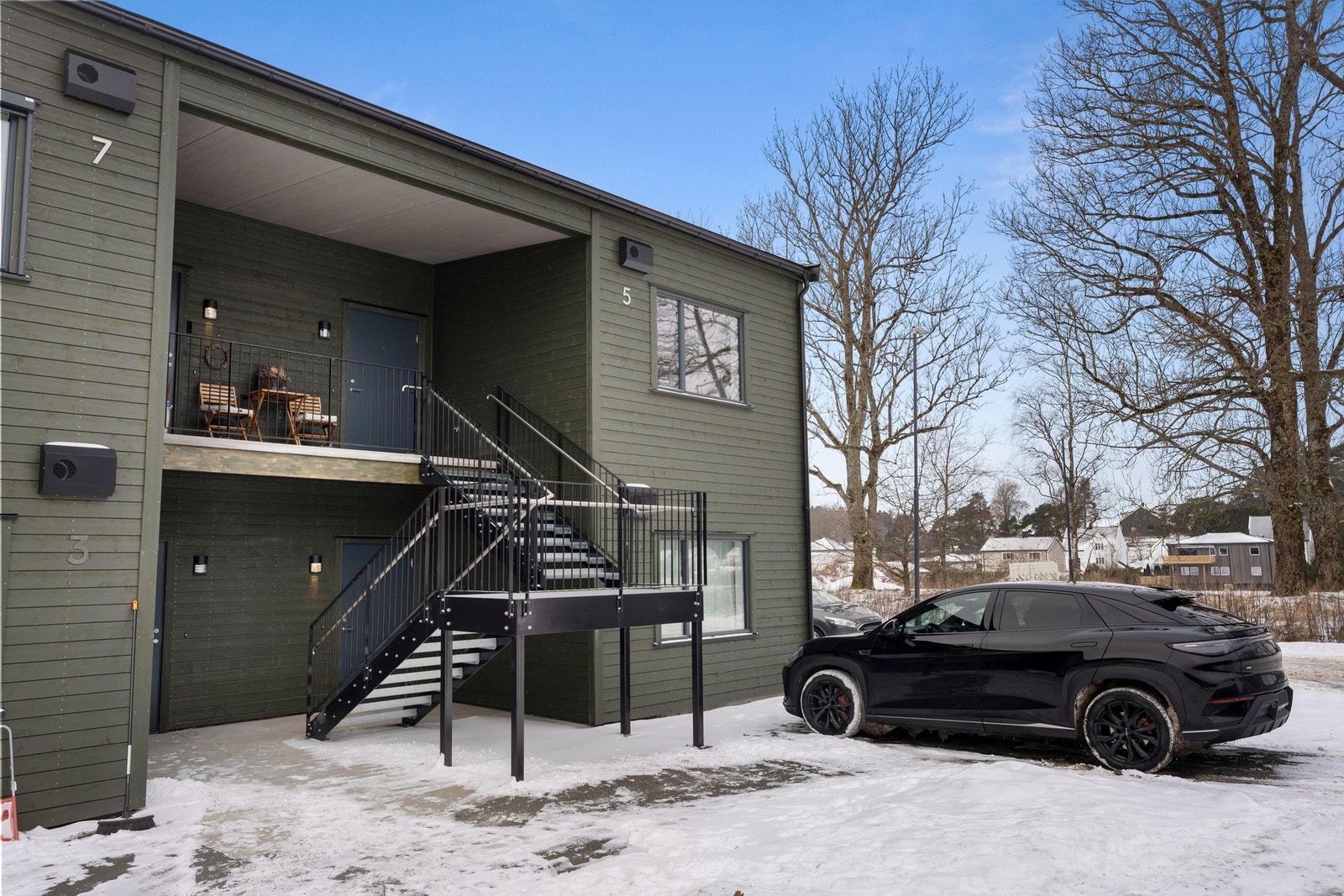 Firemannsboligen ble ferdigstilt i 2023 og fremstår både ny, delikat og godt vedlikeholdt Galleribilde