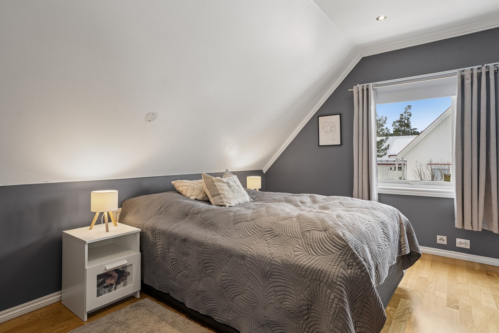 Tre av rommene befinner seg i 2. etasje. Galleribilde