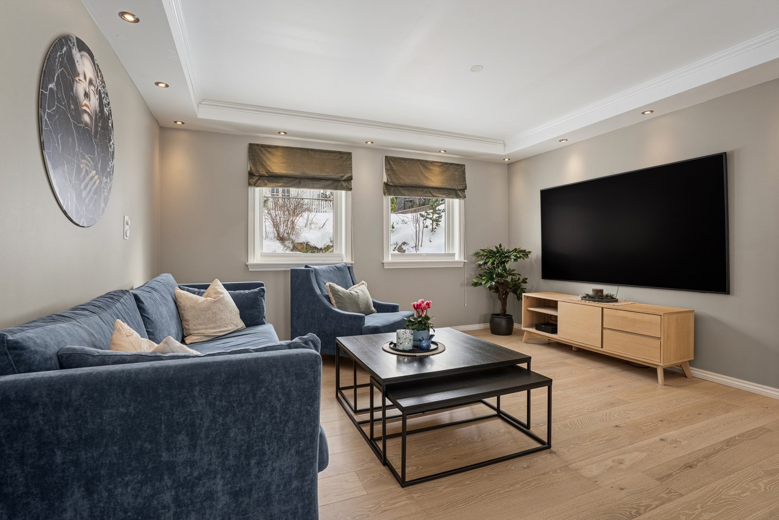 Det er en-stavs parkettgulv. Galleribilde