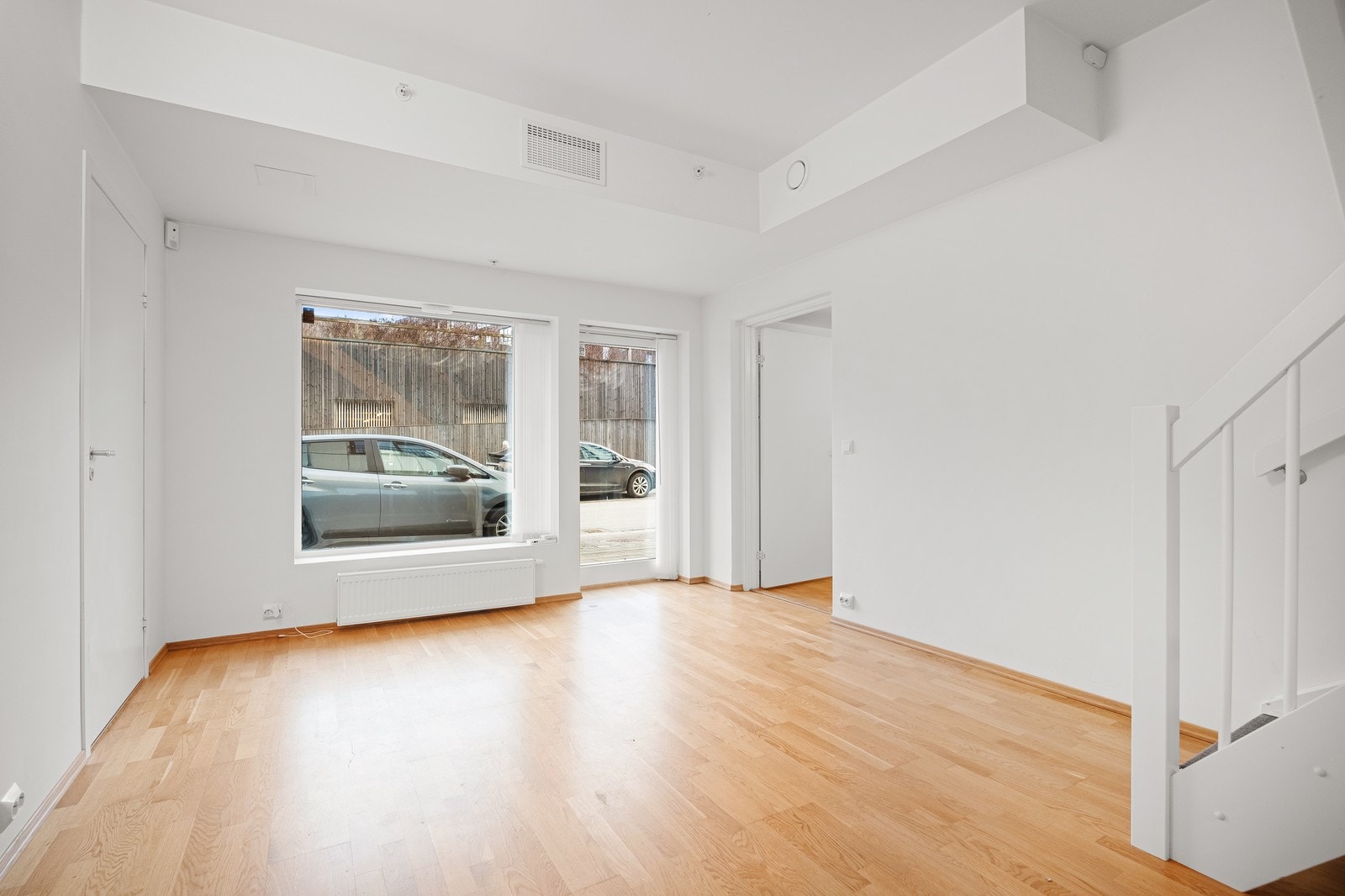 Stue med utgang til terrasse Galleribilde