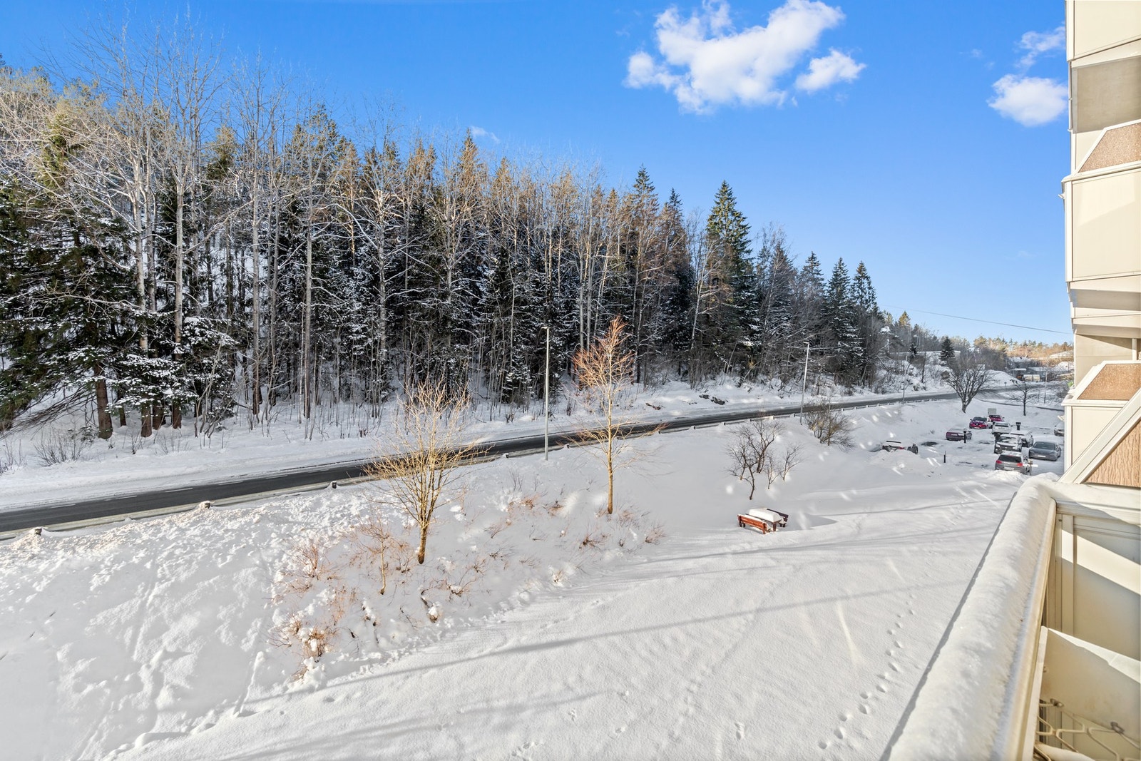 Leiligheten har en fin beliggenhet på Fjell i Drammen. Galleribilde