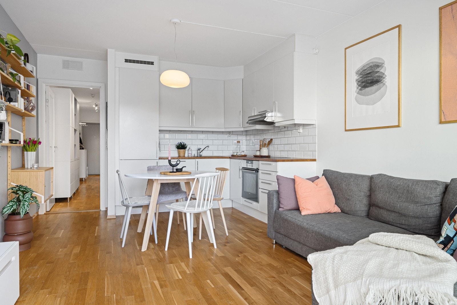 - Kun kr 2.689,- pr mnd i fellesutgifter og ingen fellesgjeld - Galleribilde