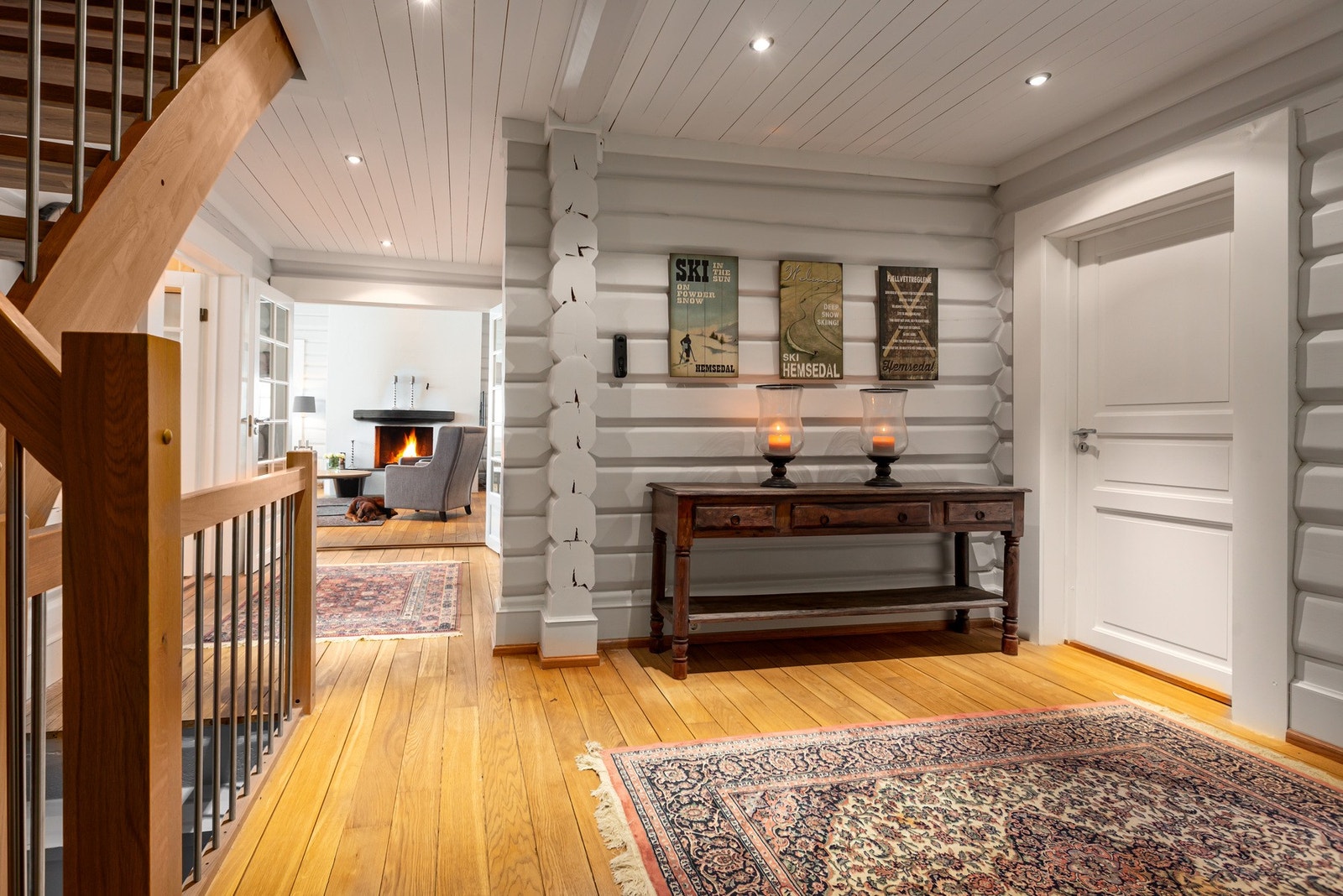 Hall/gang. Galleribilde