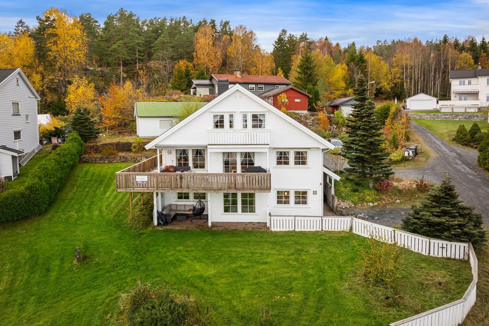 Velkommen til Filtvetveien 17B - Presentert av Håkon Dybvad hos Aktiv Asker. Foto: Zovenfra Galleribilde