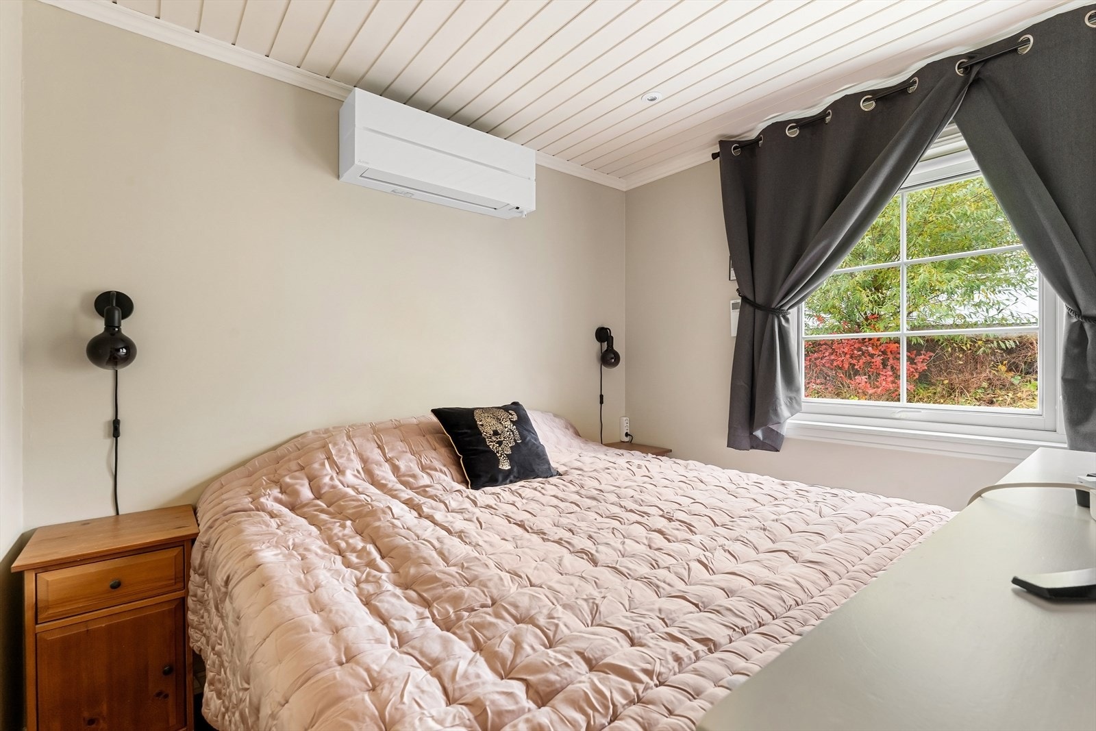 Hovedsoverom med varmepumpe. Galleribilde