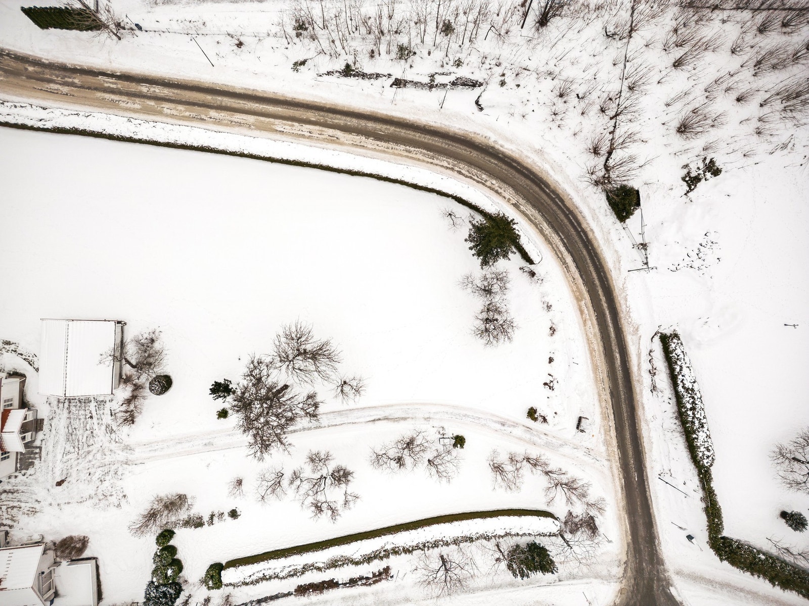 Avkjøring fra Vollenveien mot Vollenlia. Galleribilde