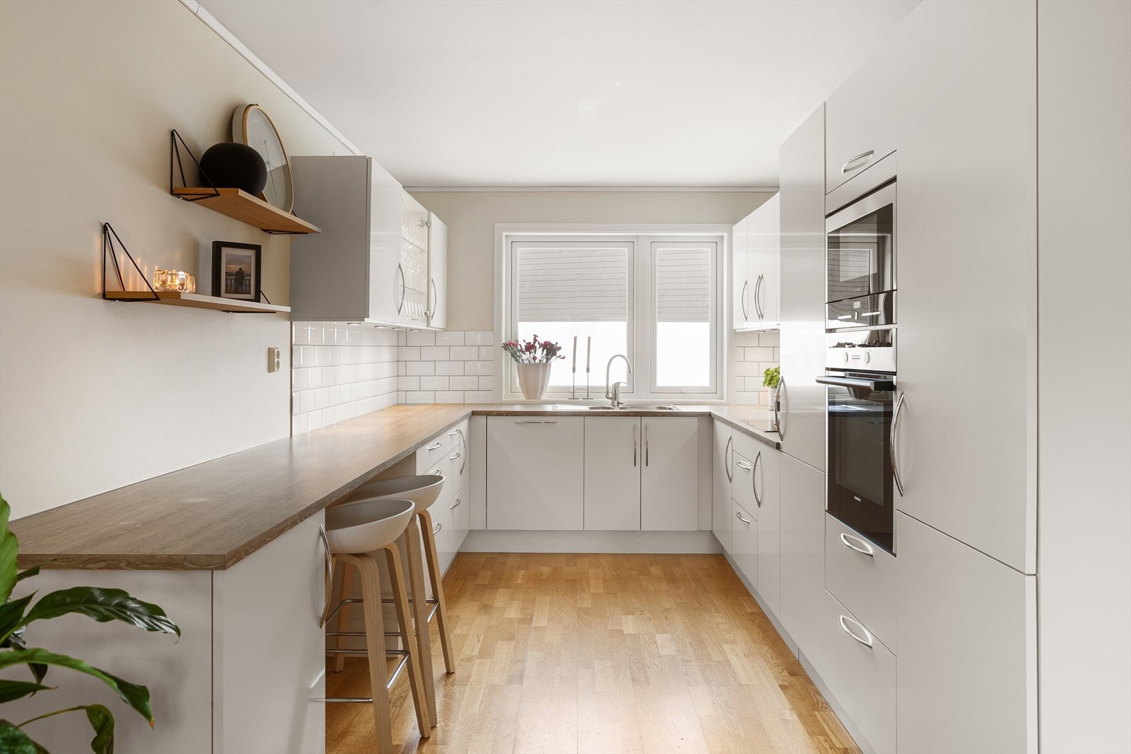 Kjøkkenet er levert fra høykvalitetsleverandøren HTH Galleribilde