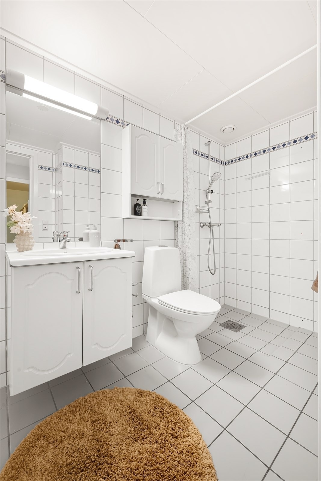 Her er det også opplegg for vaskemaskin, som forenkler klesvasken. Galleribilde