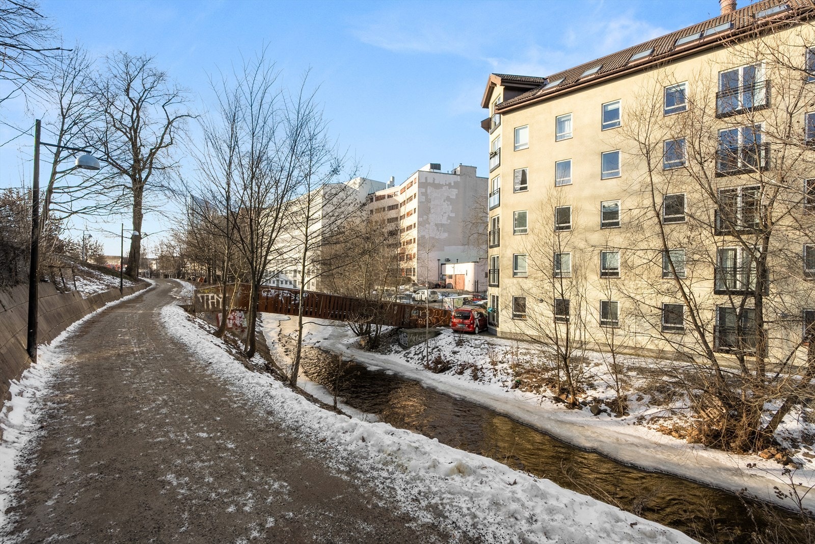 Riverfront - fasade. Velkommen til visning! Galleribilde