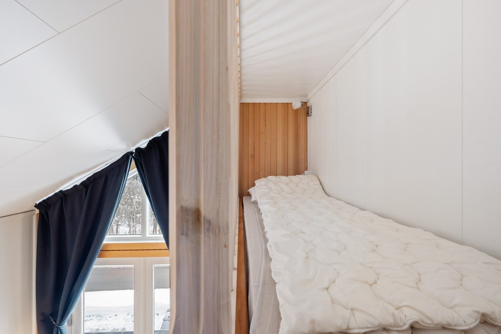 Hemsene har flott spilevegg slik at du kan sover trygt. Galleribilde