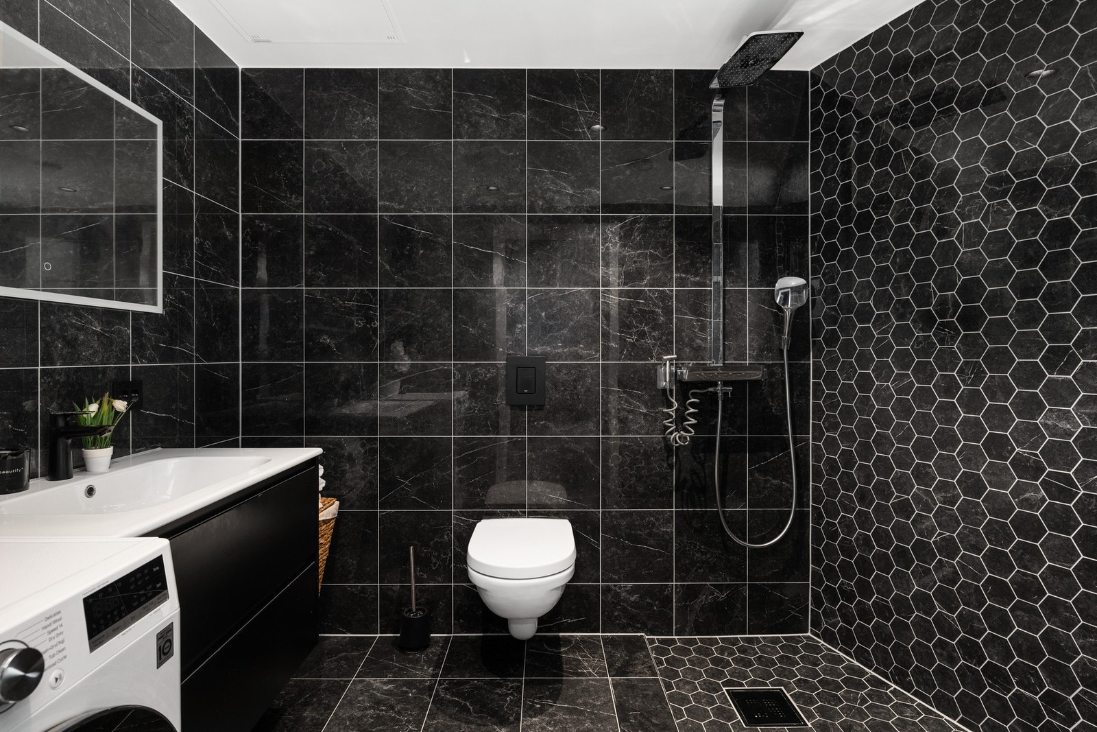 Flott flislagt bad Galleribilde