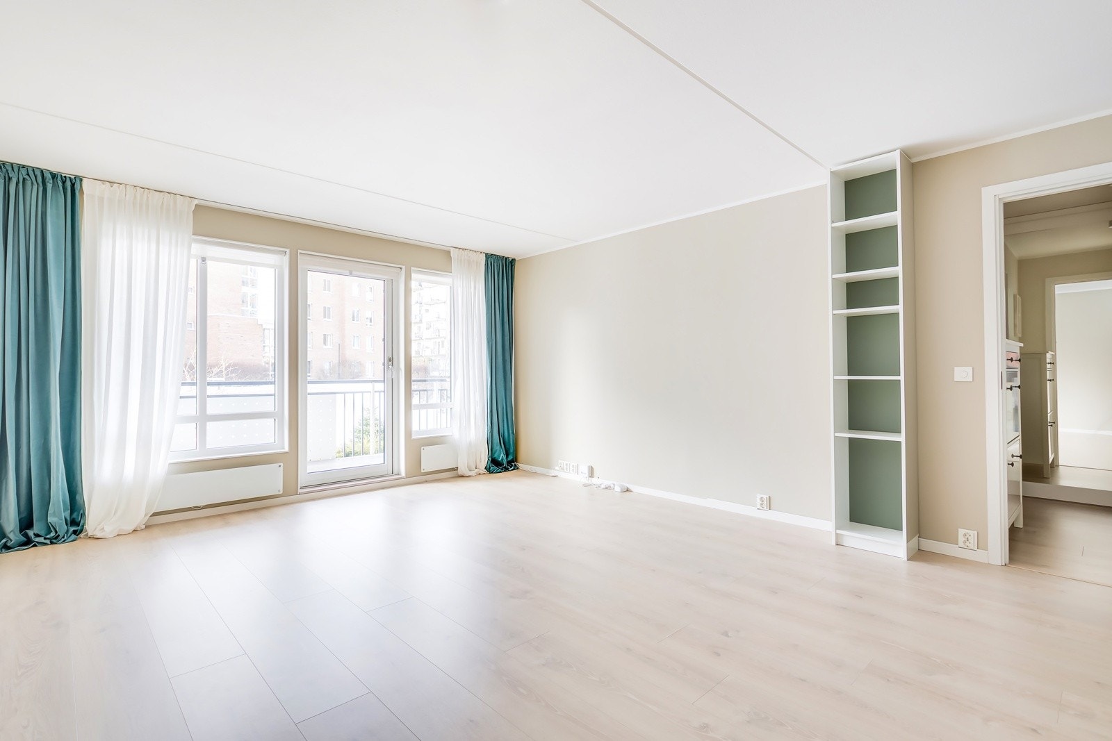 Velkommen til Etterstadkroken 7D, presentert av Schala & Partners ved Mats Ergo, tlf. 915 66 081. Galleribilde