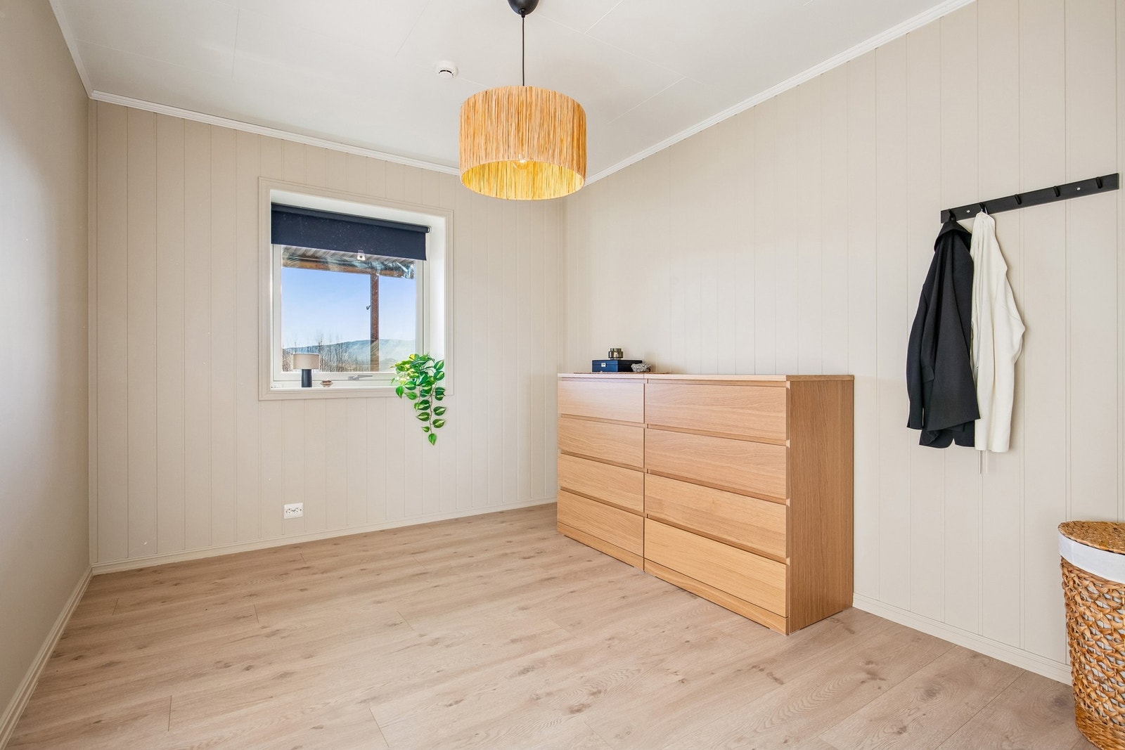 Boligen har 5 soverom, Soverom 1 Galleribilde