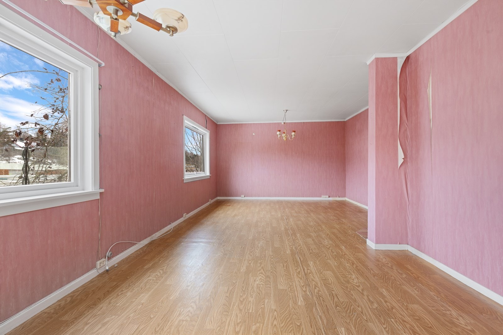 Naturlig soner for dagligstue og spisestue Galleribilde