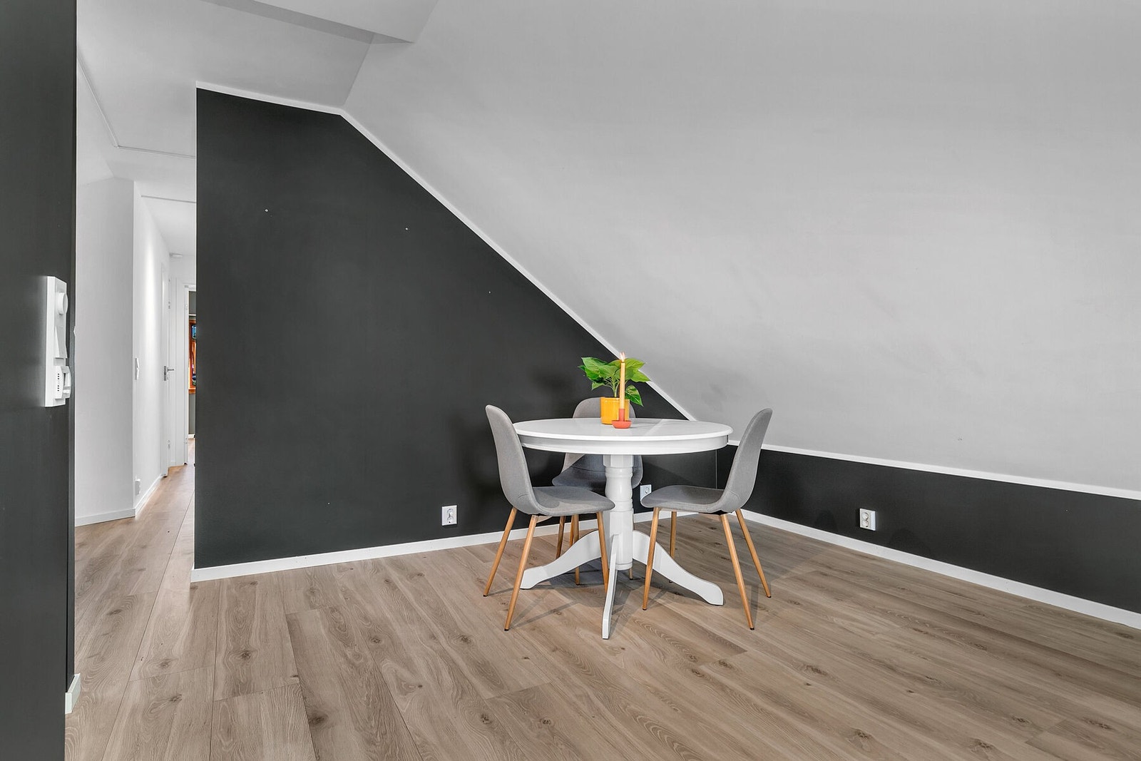 Plass til spisebord i stuen Galleribilde