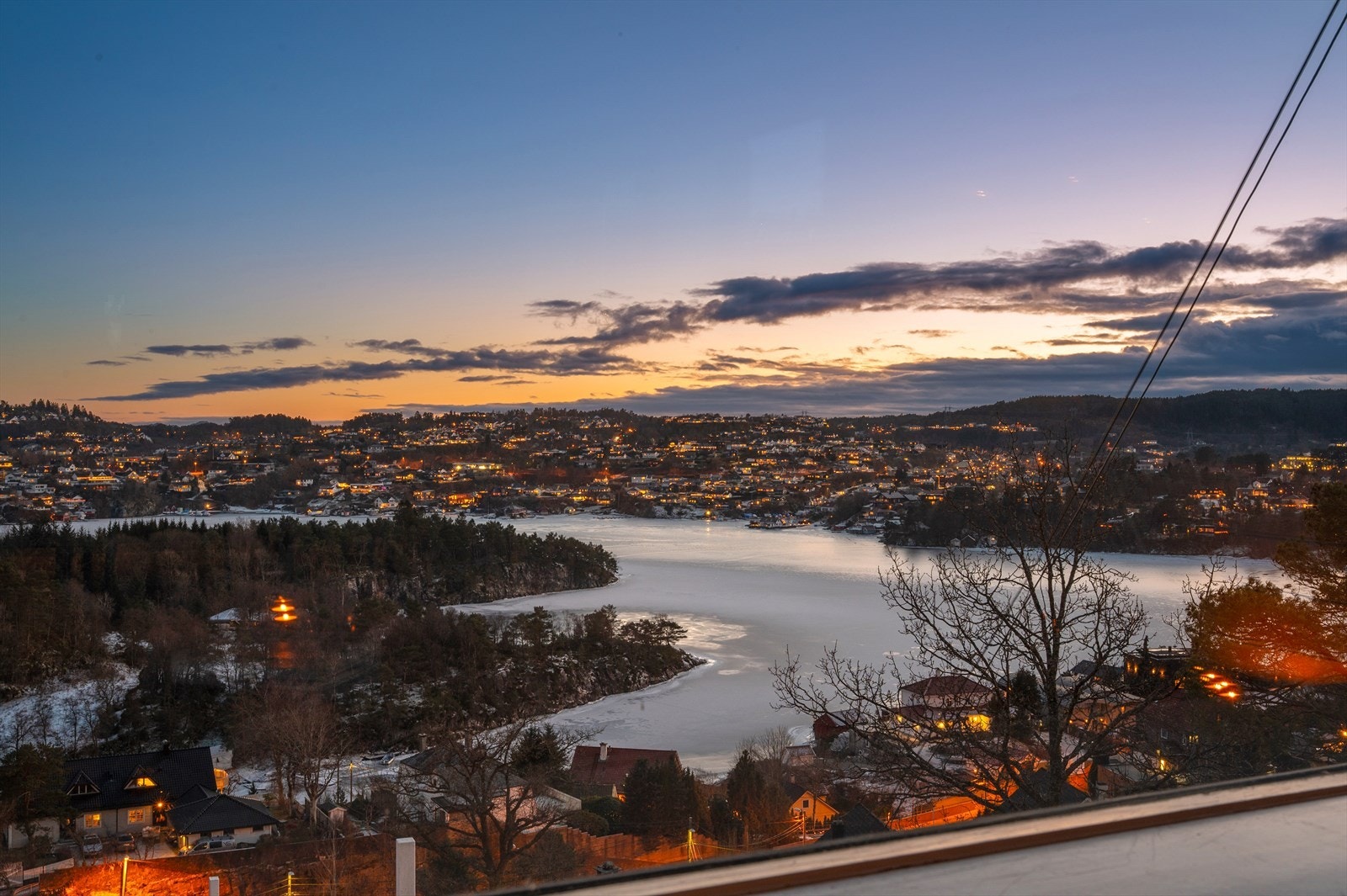 - Bosett deg i et ettertraktet område med kort avstand til det du trenger i hverdagen - Galleribilde