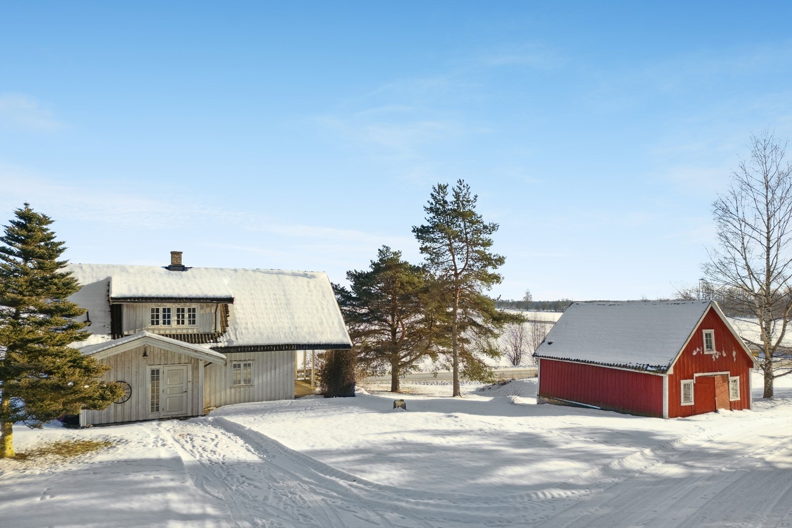 Den andre eneboligen på eiendommen, Kongsvegen 372, er fra ca. 1920. Galleribilde