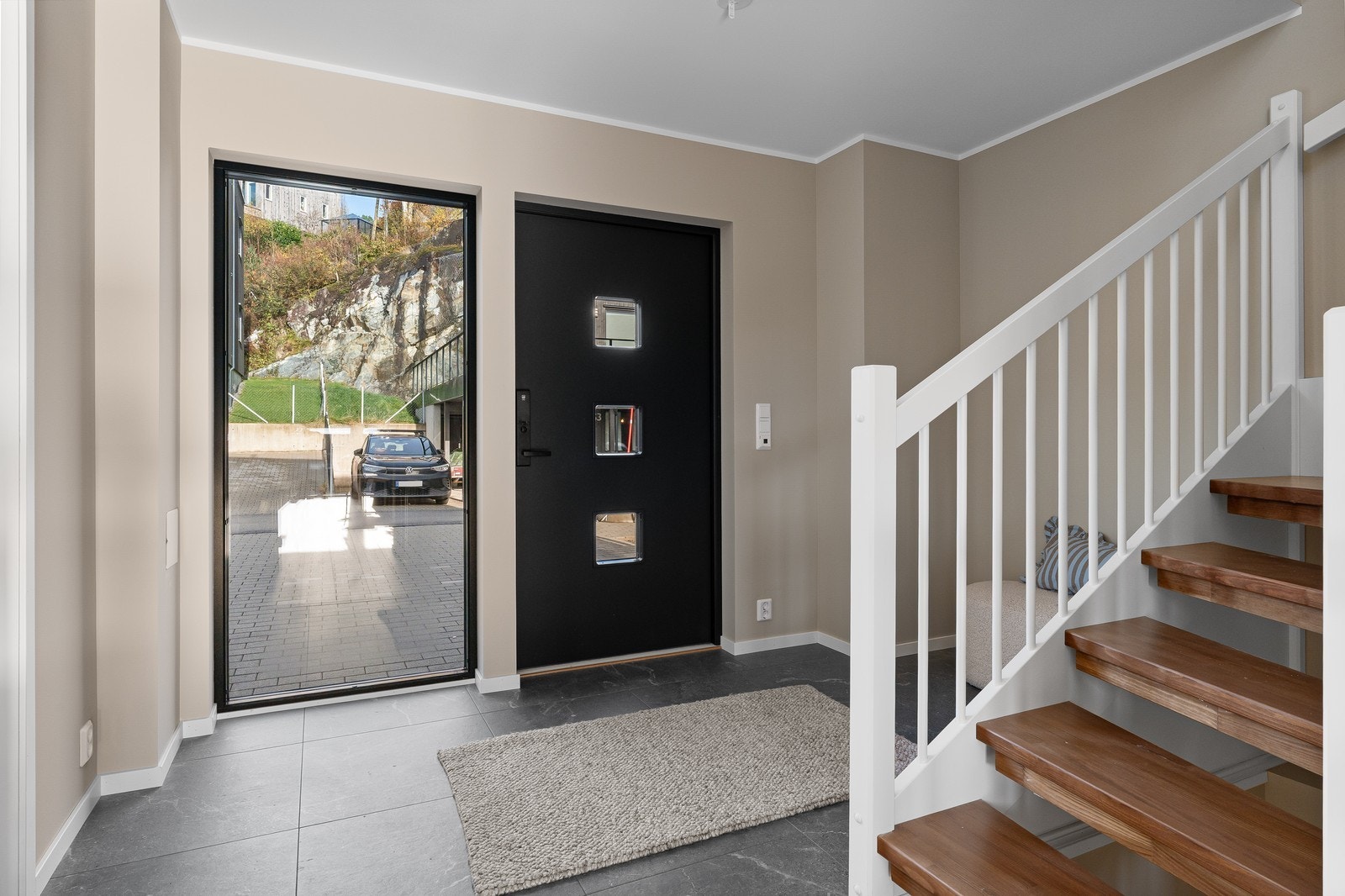 Entré - Velkommen inn i Skeisbotnen 59! Galleribilde