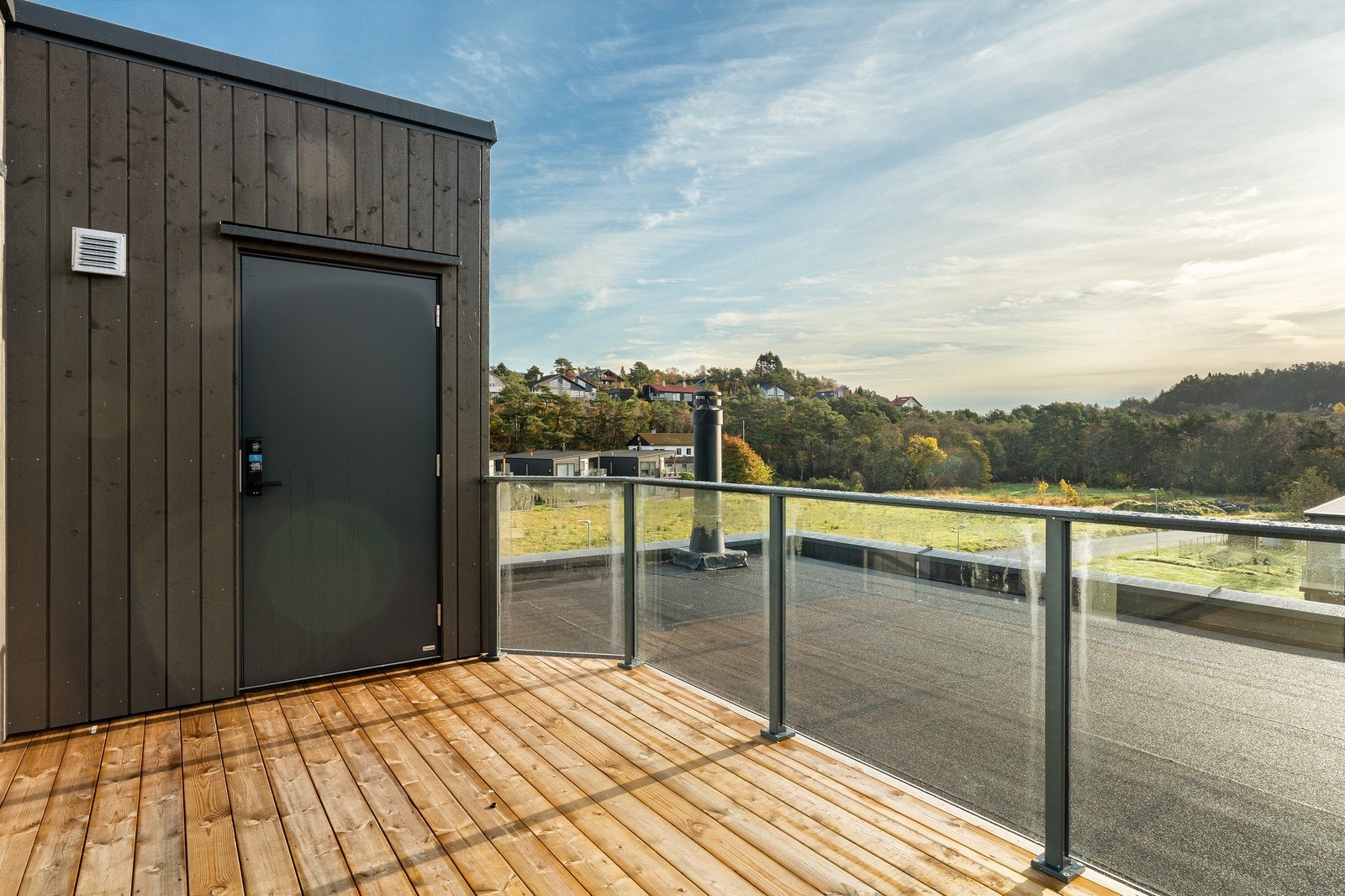 Terrasse og bod fra 3. etasje Galleribilde