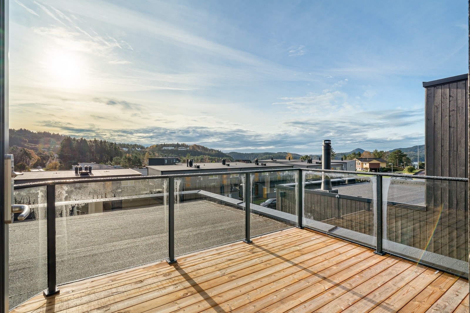 Terrasse og utsikt fra øverste (3.etasje) Galleribilde