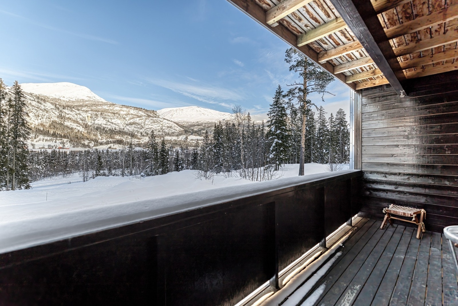 Leiligheten har 2 verandaer- Dobbel fjellmagi. Galleribilde