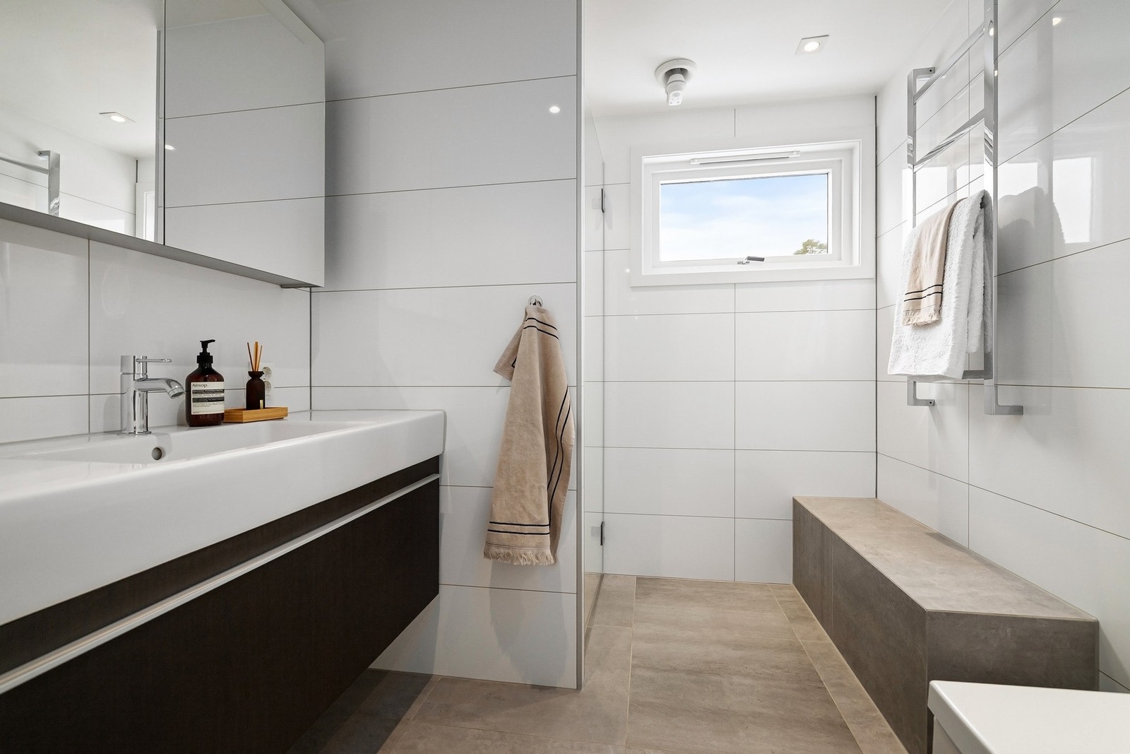 Baderom 2 var også nytt i 2014. All innredning er fra Duravit Galleribilde