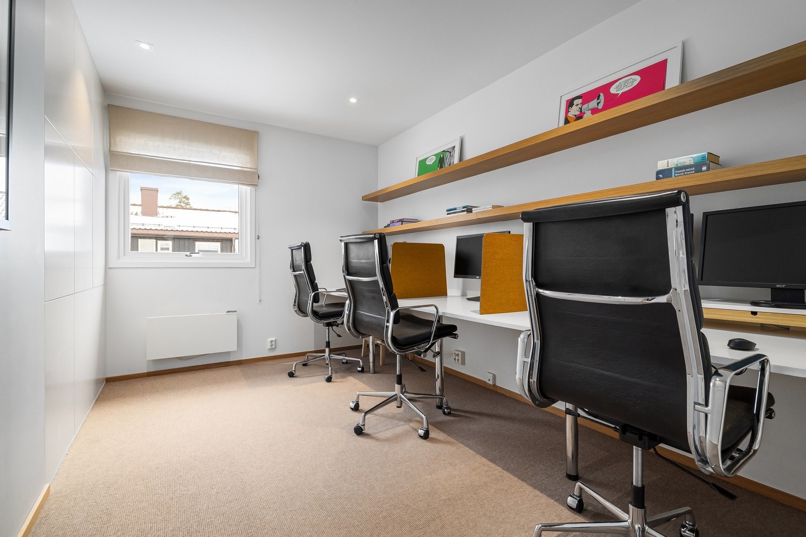 Soverom 4, i dag innredet som hjemmekontor. Galleribilde