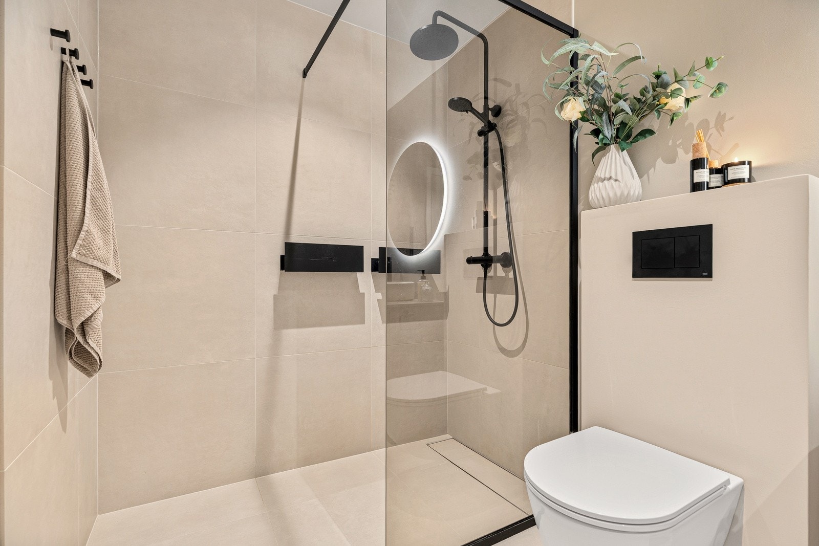 Lekkert renovert bad fra 2024, utført av Aamodt bad Galleribilde