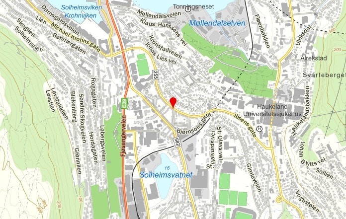 Kart over nærområdet. Kort avstand til flere store utdanningsinstitusjoner og arbeidsplasser, samt dagligvarehandel og spisesteder Galleribilde