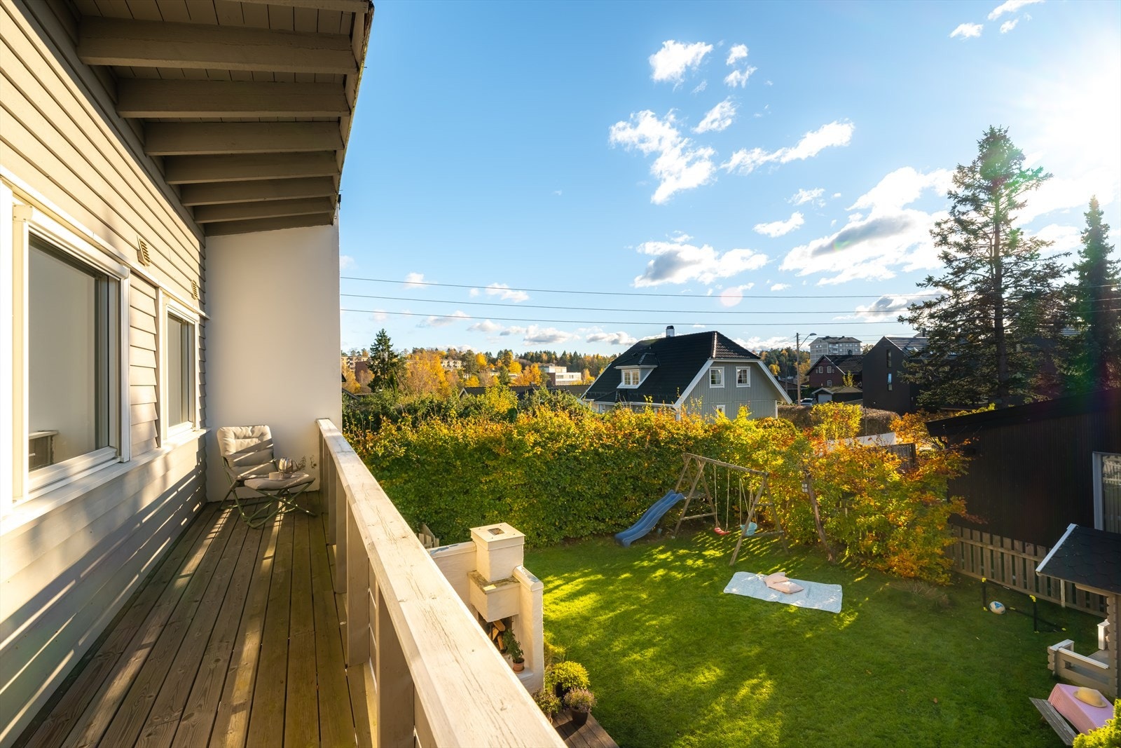 Terrasse med utgang fra soverom på ca 9 m2 Galleribilde