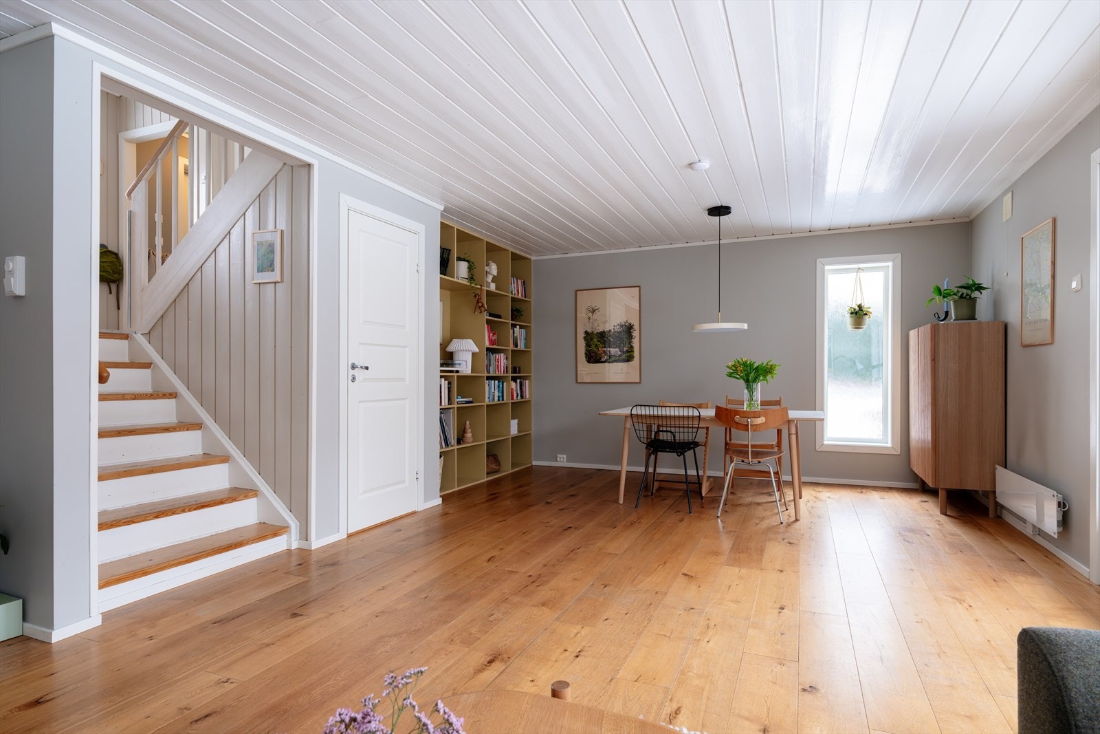 Selgers strømforbruk har vært på ca. 948 kW/h på sommerstid og 2185 kW/h på vinterstid Galleribilde