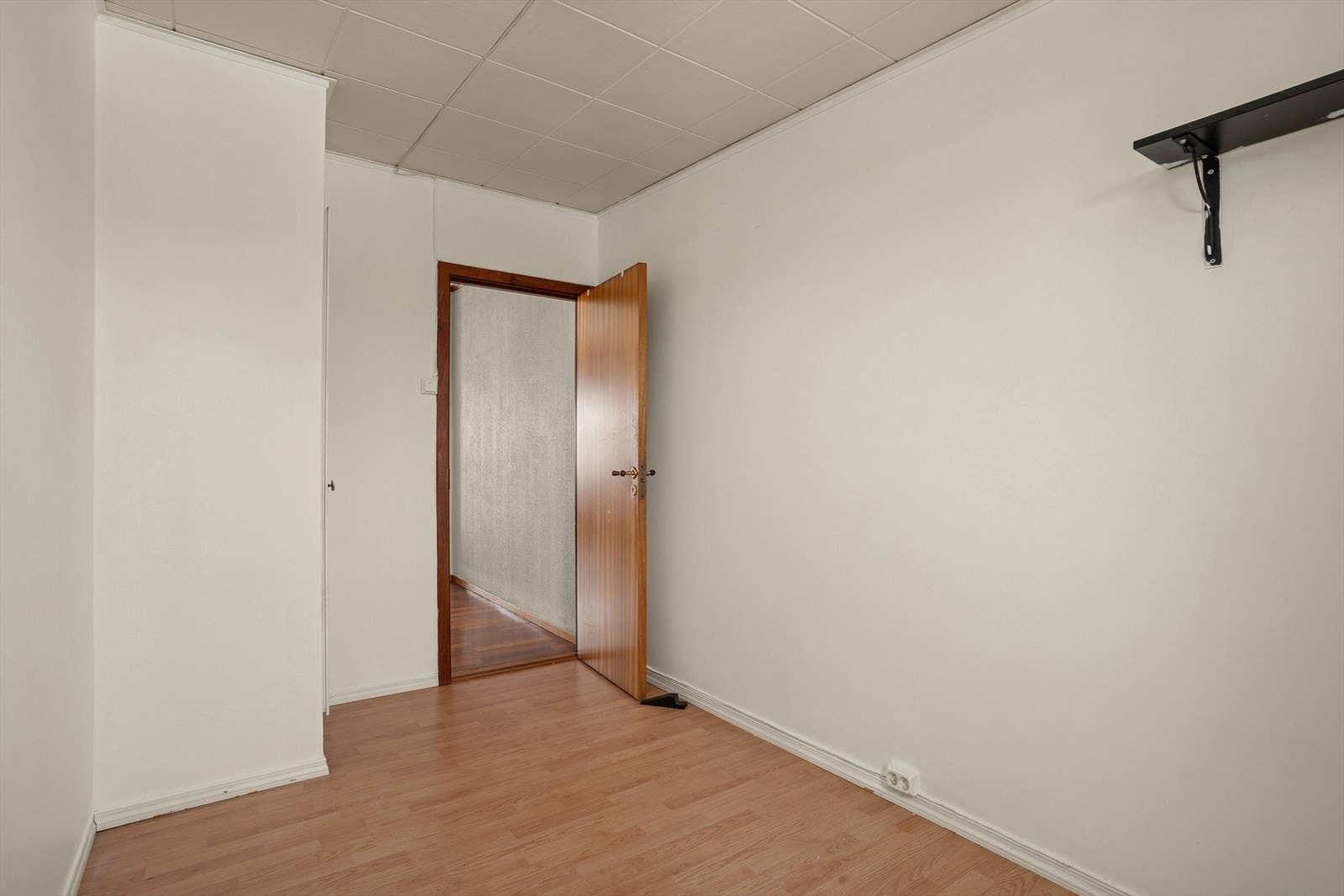 Rommet kan benyttes som barnerom, kontor eller hobbyrom. Galleribilde