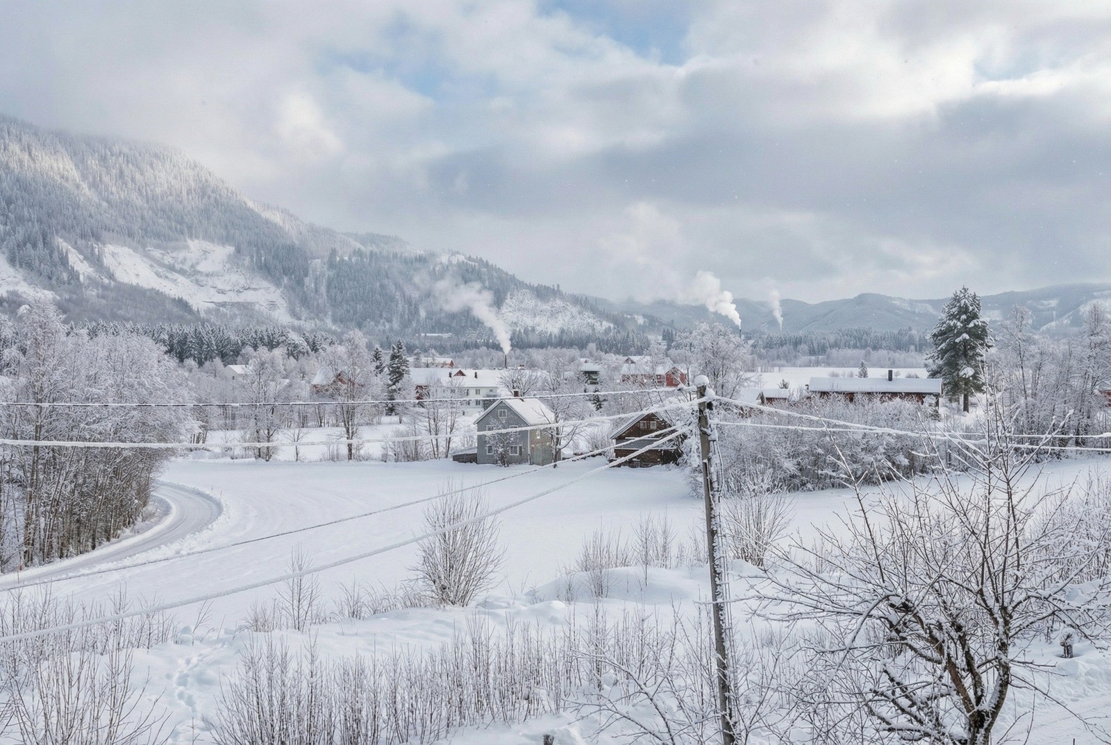 Flott utsikt i retning sørover og Gauldalen. Galleribilde