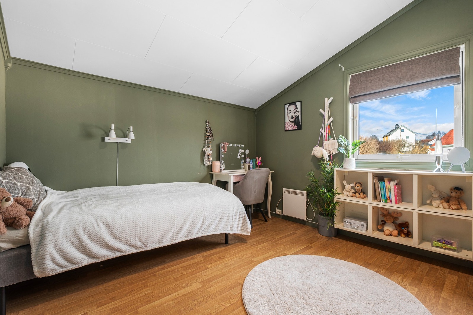 Soverom 1 er på 11 kvm. Galleribilde