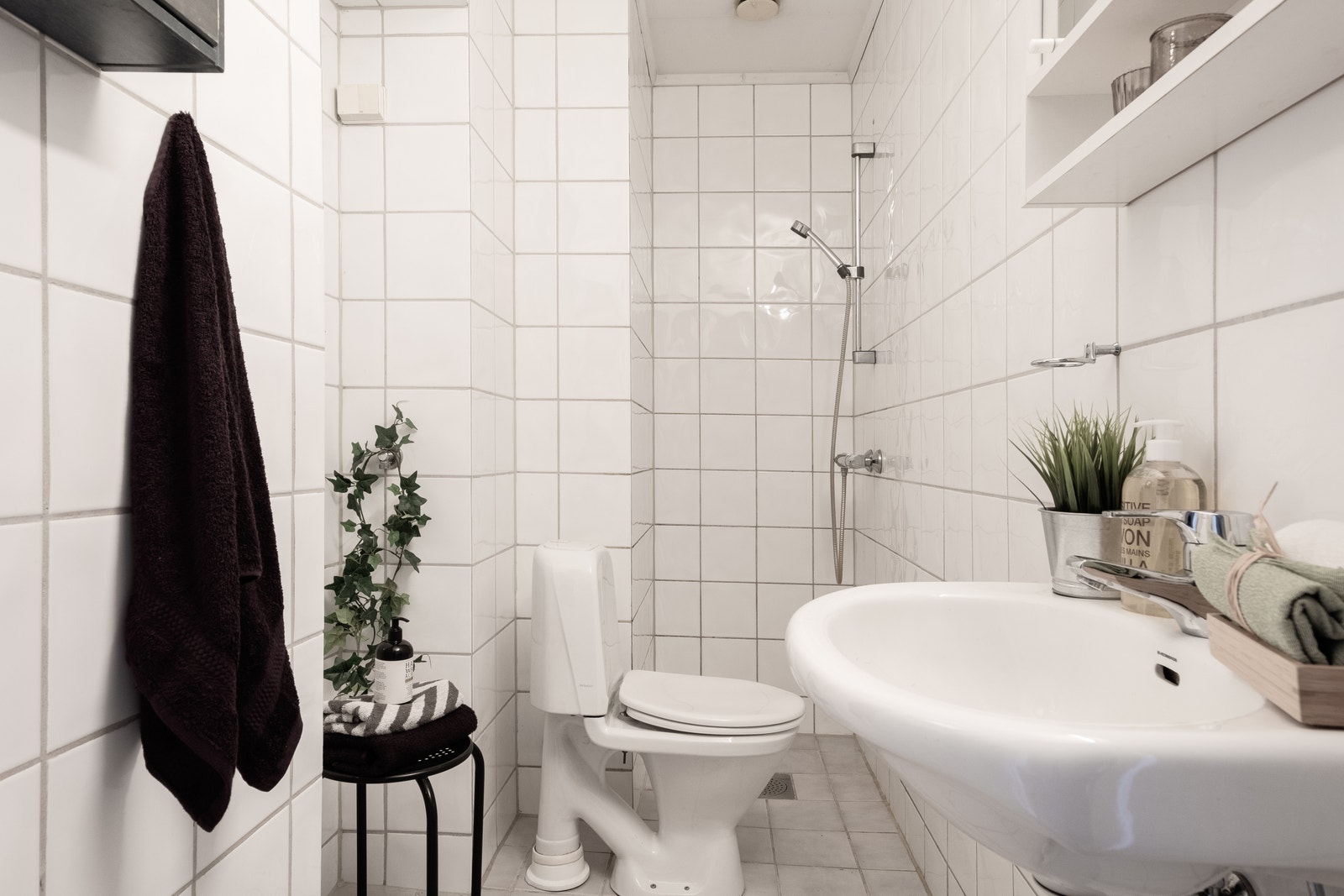 Baderom (Bilde fra liknende leilighet) Galleribilde