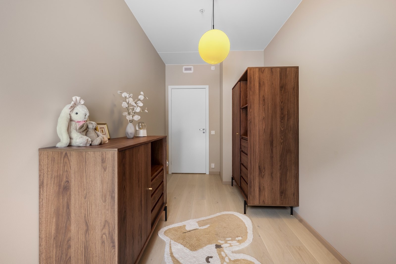 Det tredje soverommet på ca. 8,5 m² er også av god størrelse. Galleribilde