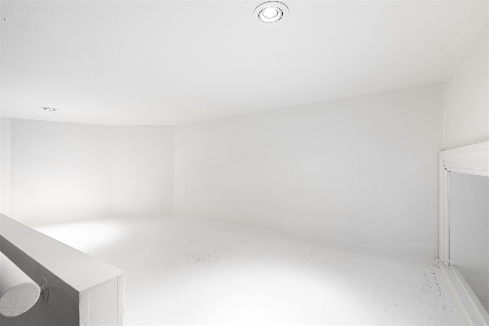 Del 302. Galleribilde