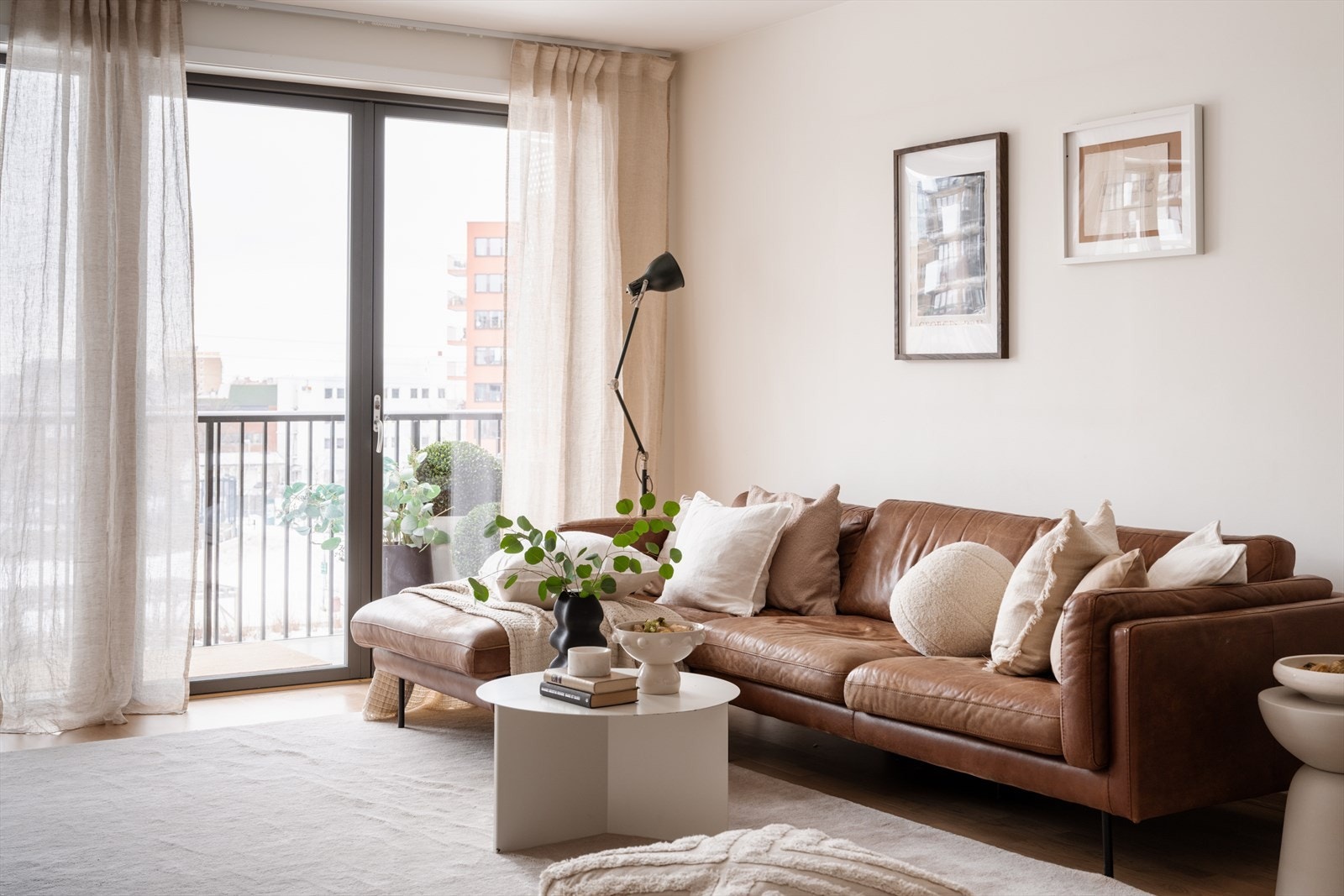 Boligen stod ferdig i 2021 og holder en høy standard. Galleribilde