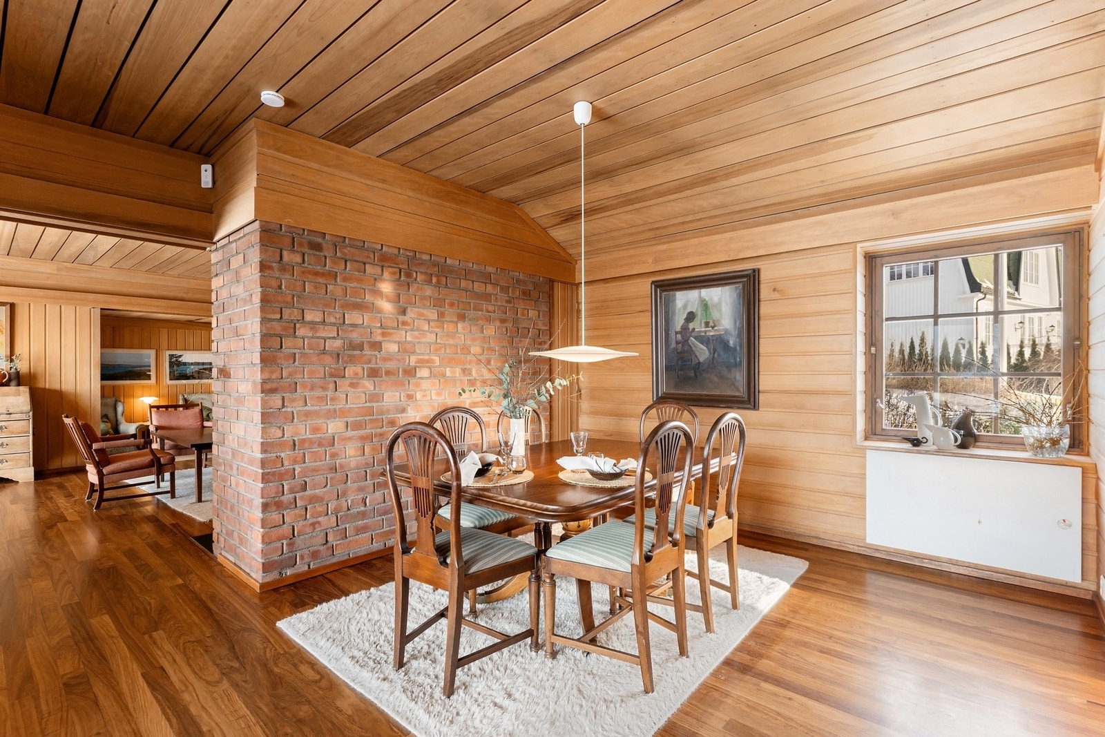 Spisestuen. Galleribilde