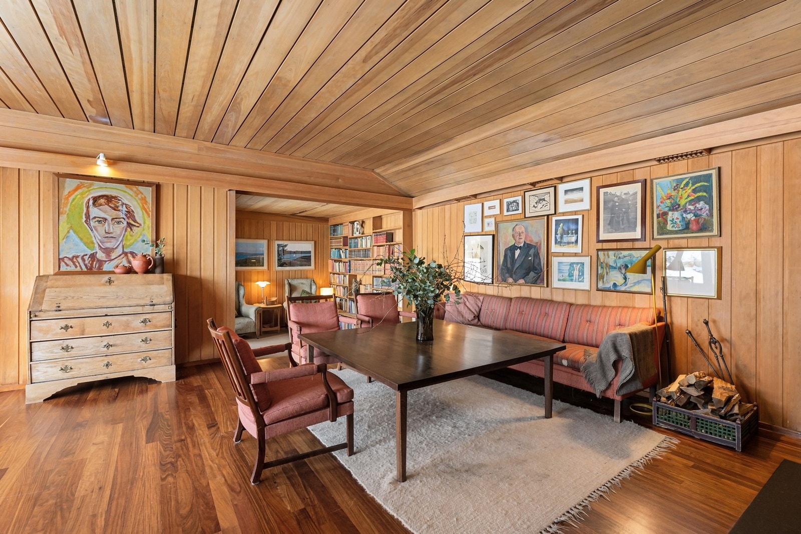 Stuen har gode møbleringsmuligheter. Galleribilde