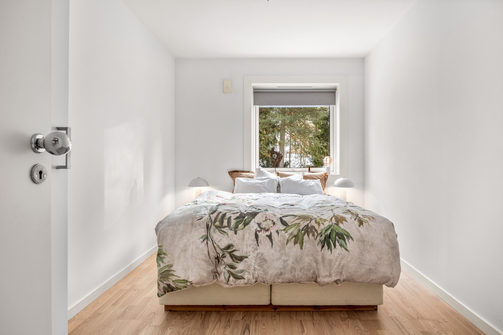 Soverom 2 er godt egnet som barnerom, gjesterom eller kontorværelse, alt etter behov Galleribilde