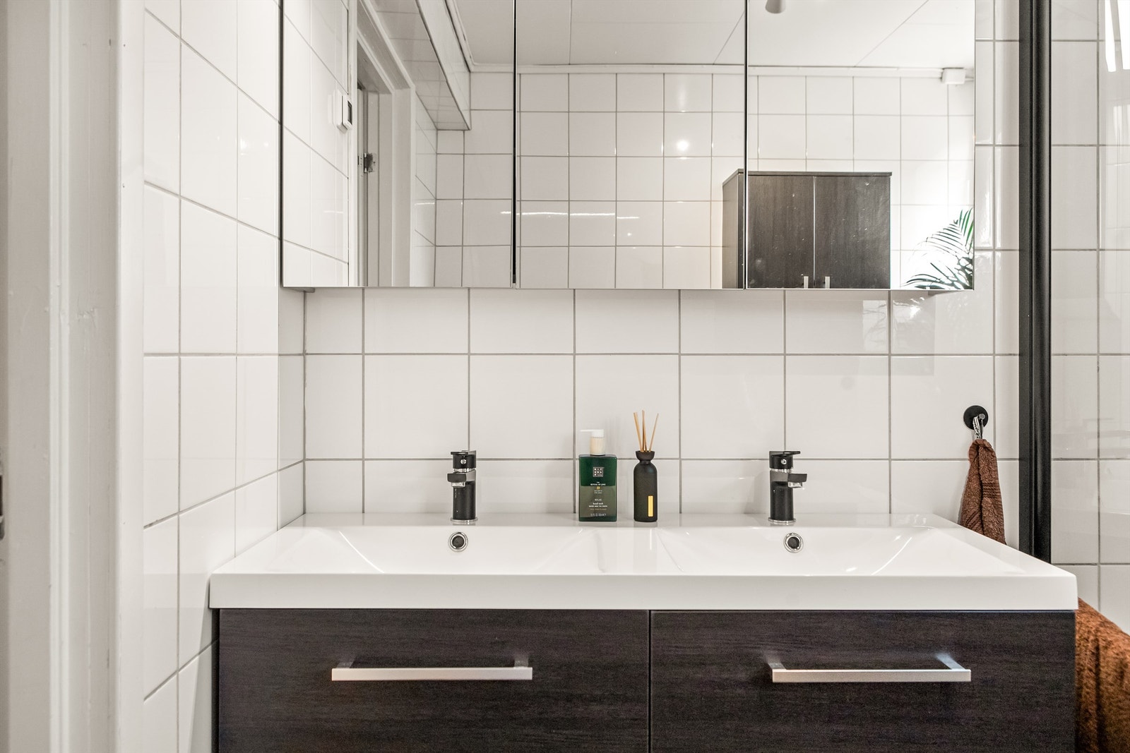 Innredningen samt dusjvegger ble byttet i 2021 Galleribilde