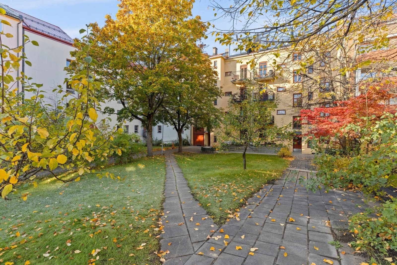 Bakgården er hyggelig året rundt Galleribilde