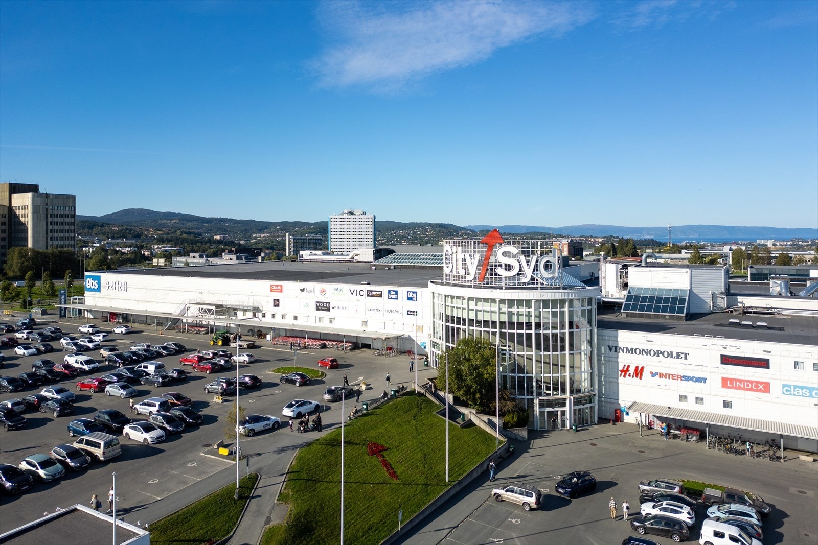 Ønsker du større muligheter for shopping har du Tillerflata innen for bil og gangavstand. Galleribilde