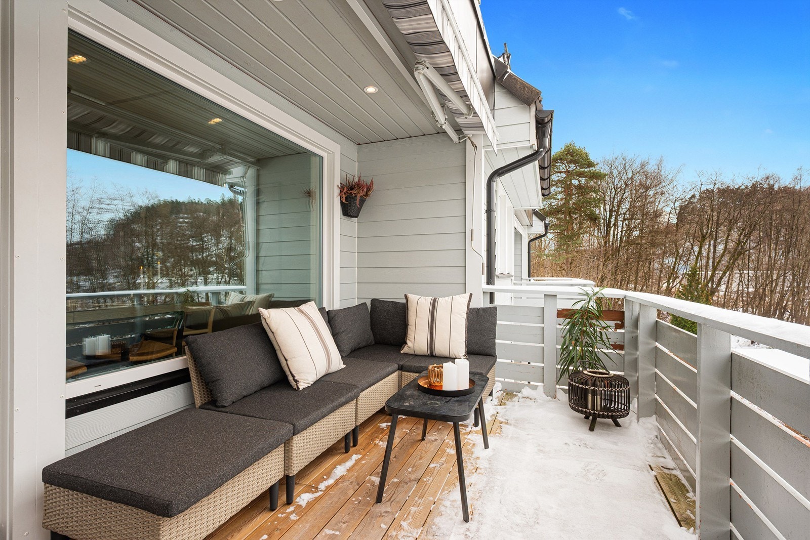 Vestvendt balkong Galleribilde