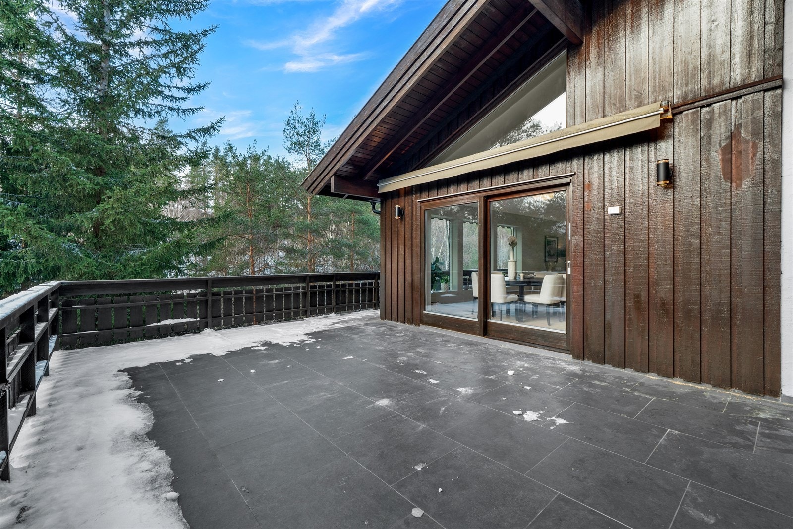 Terrasse mot vest Galleribilde